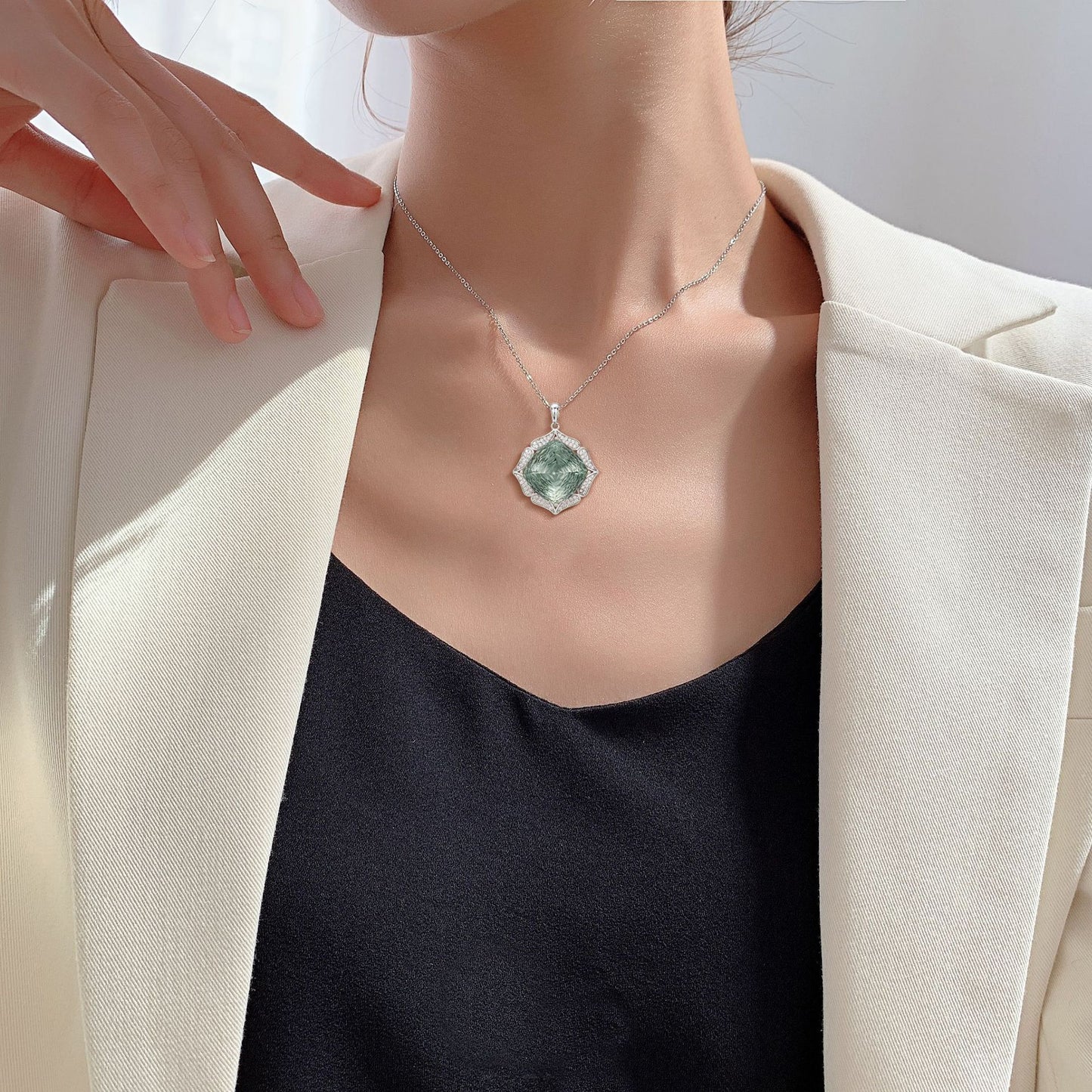 Luxus Pullover Kette Weiblichkeit S925 Silber Set Große Natürliche Grüne Kristall Anhänger Hochwertigen Schmuck