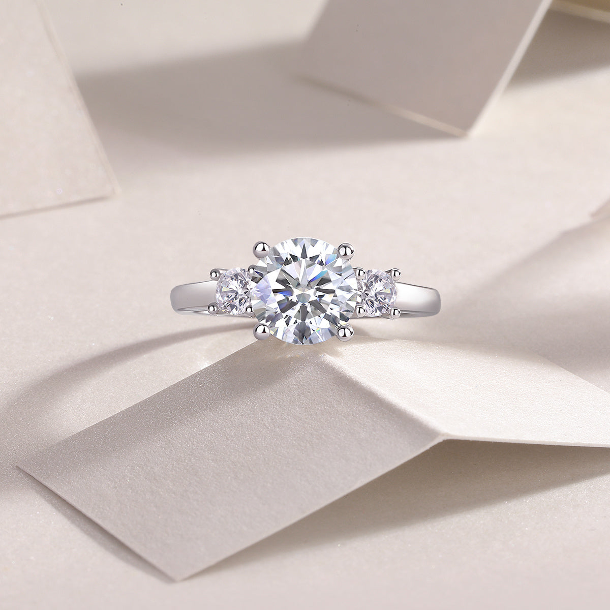 Großer Diamantring, luxuriöser Modeschmuck, Moissanit-Silberring 