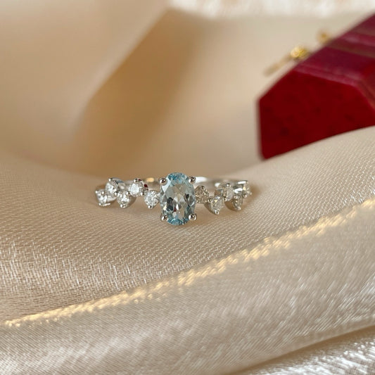 Modischer Aquamarin-Diamantring für Damen
